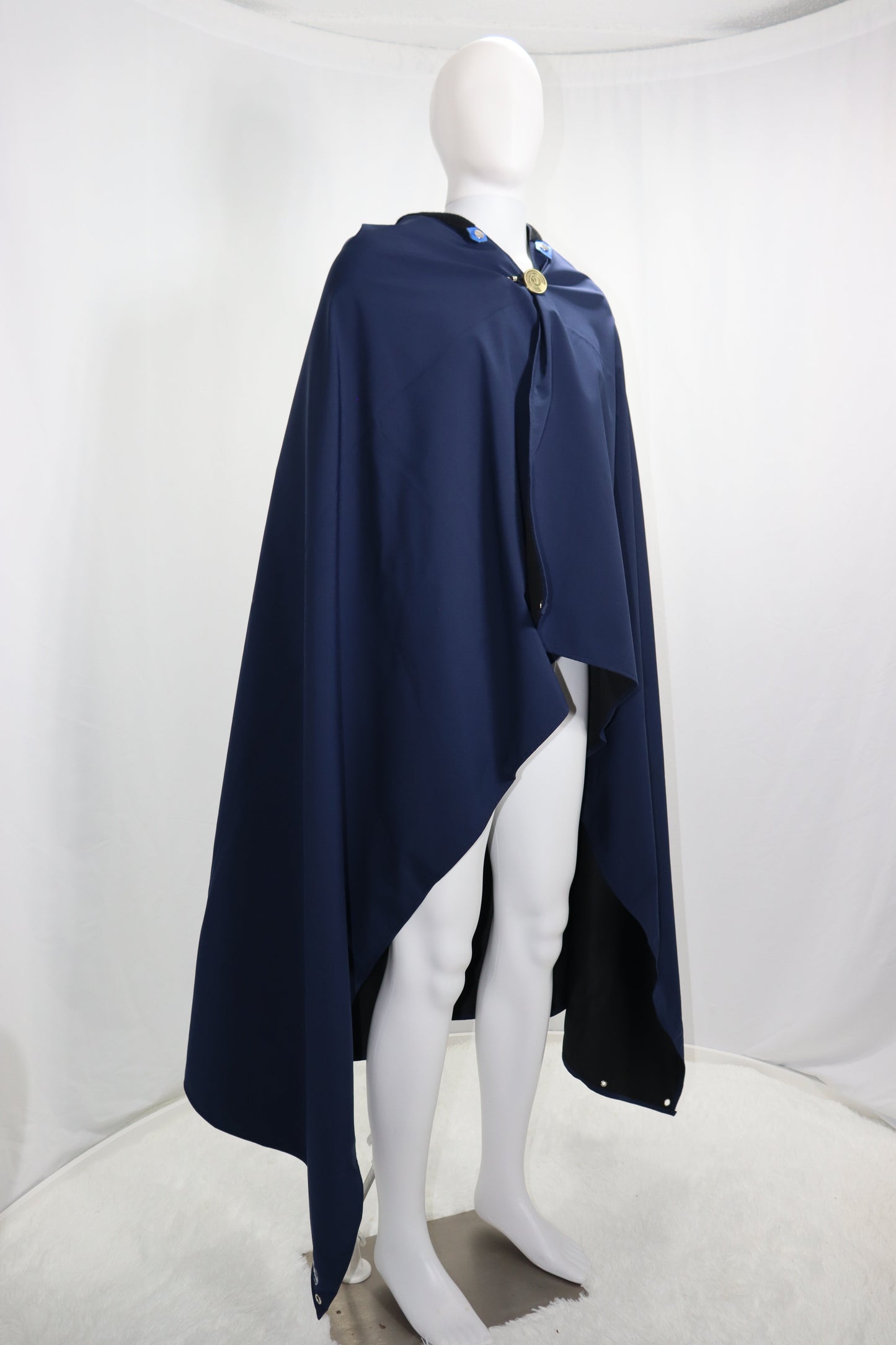 Switch Cloak™ Traveler Series Cloak - Rogue (Slim Hood)